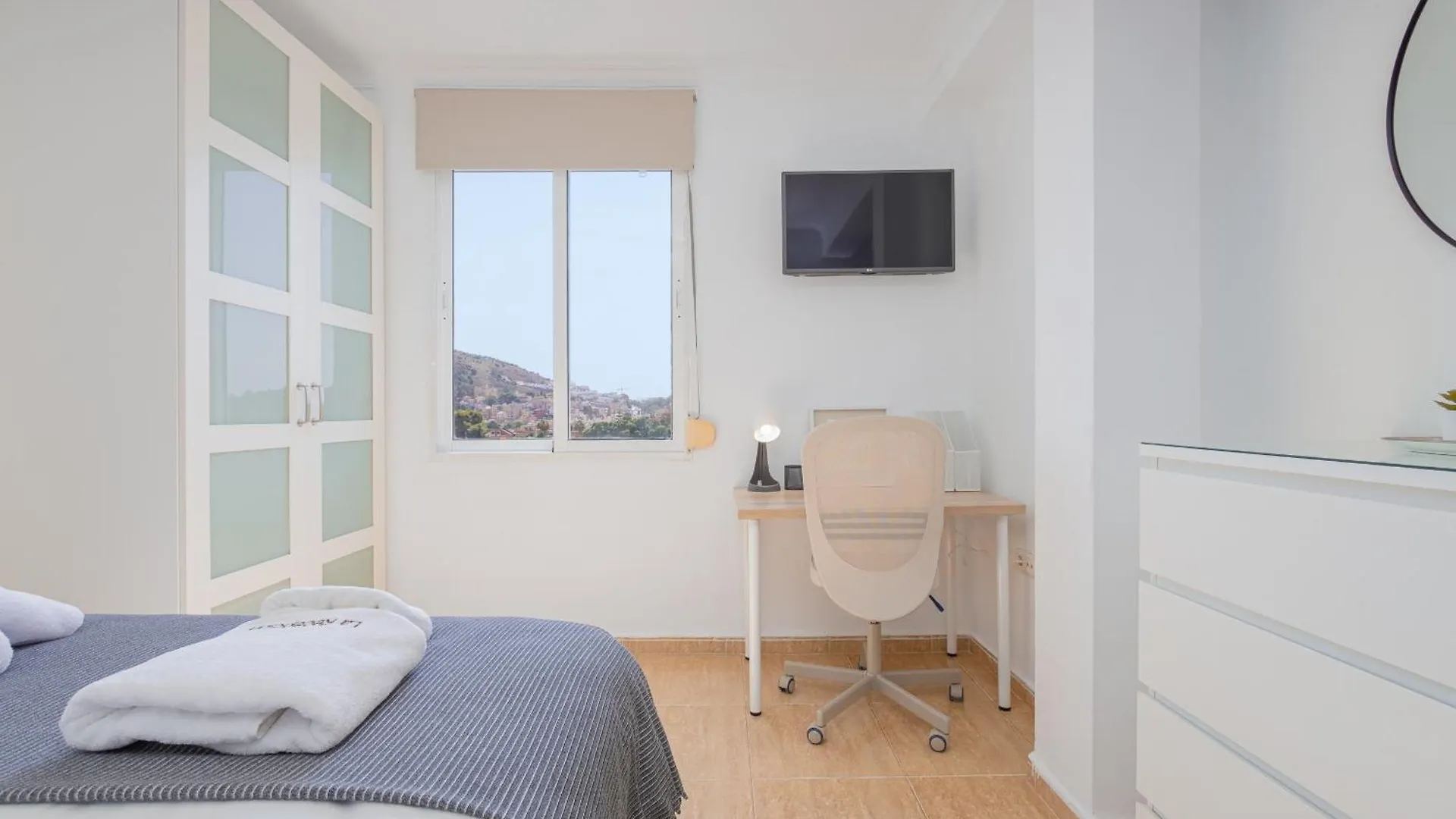 C27 Great 3 Bedroom Apt Close To Center Malaga Apartment